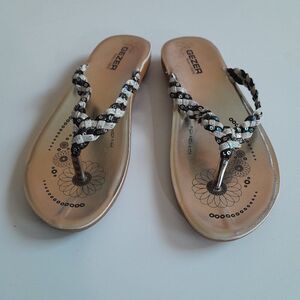 Gezer Women’s Slippers Size US 7.5 EU 38 Insole Silver Outsole Brown